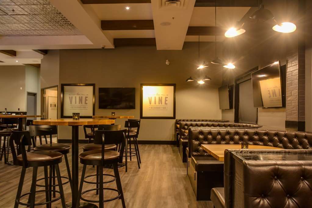 Peavine Inn & Suites High Prairie Restaurant photo