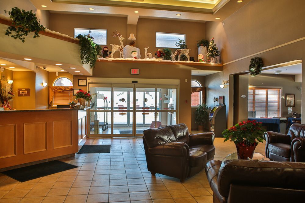 Peavine Inn & Suites High Prairie Exterior photo